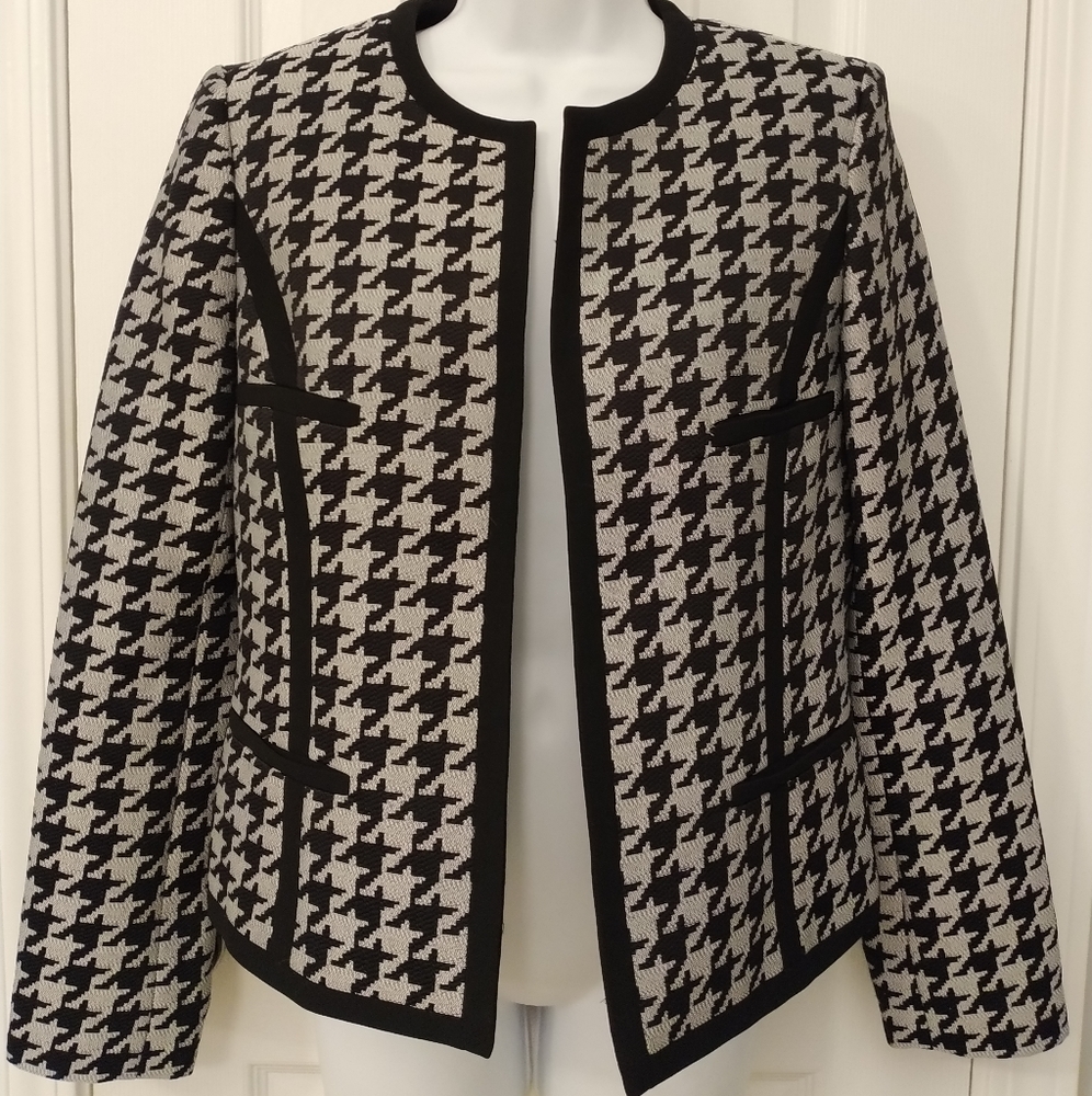 Jones Studio Blazer size 4